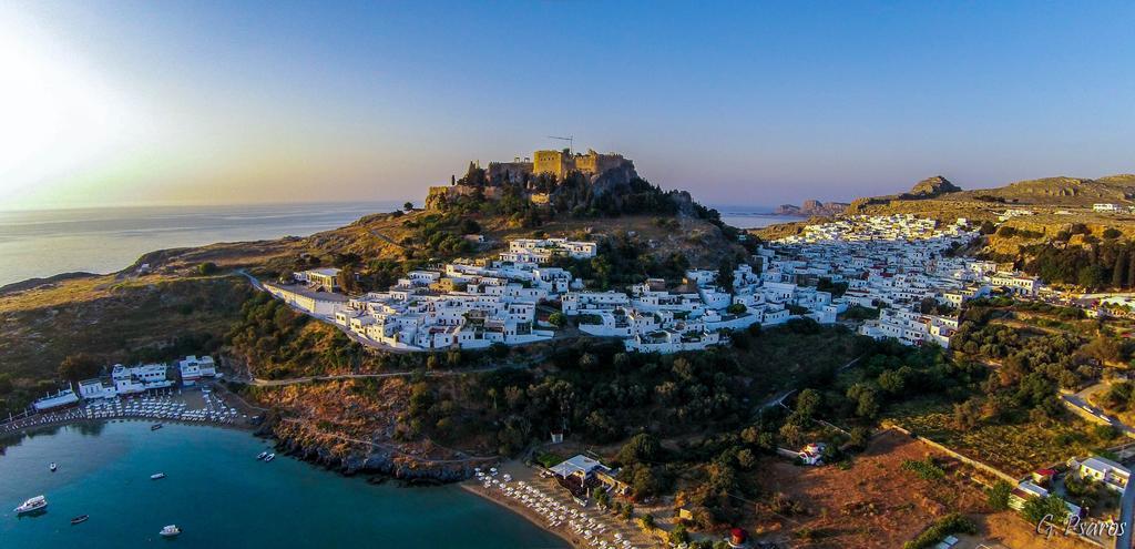 Villa Eftihia In Lindos Exteriör bild