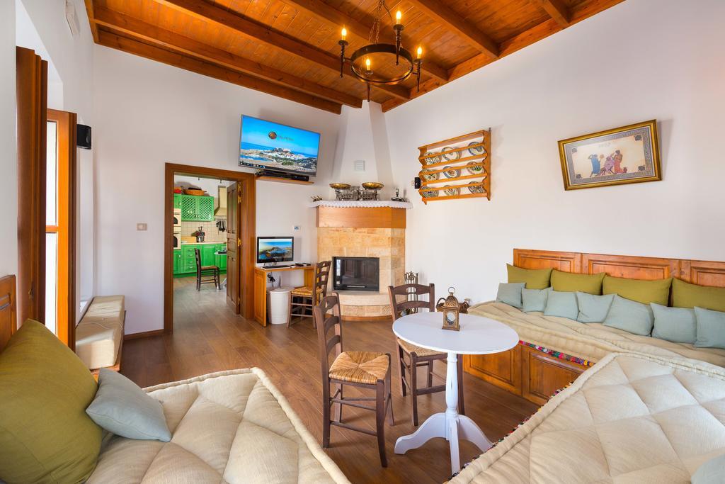 Villa Eftihia In Lindos Exteriör bild