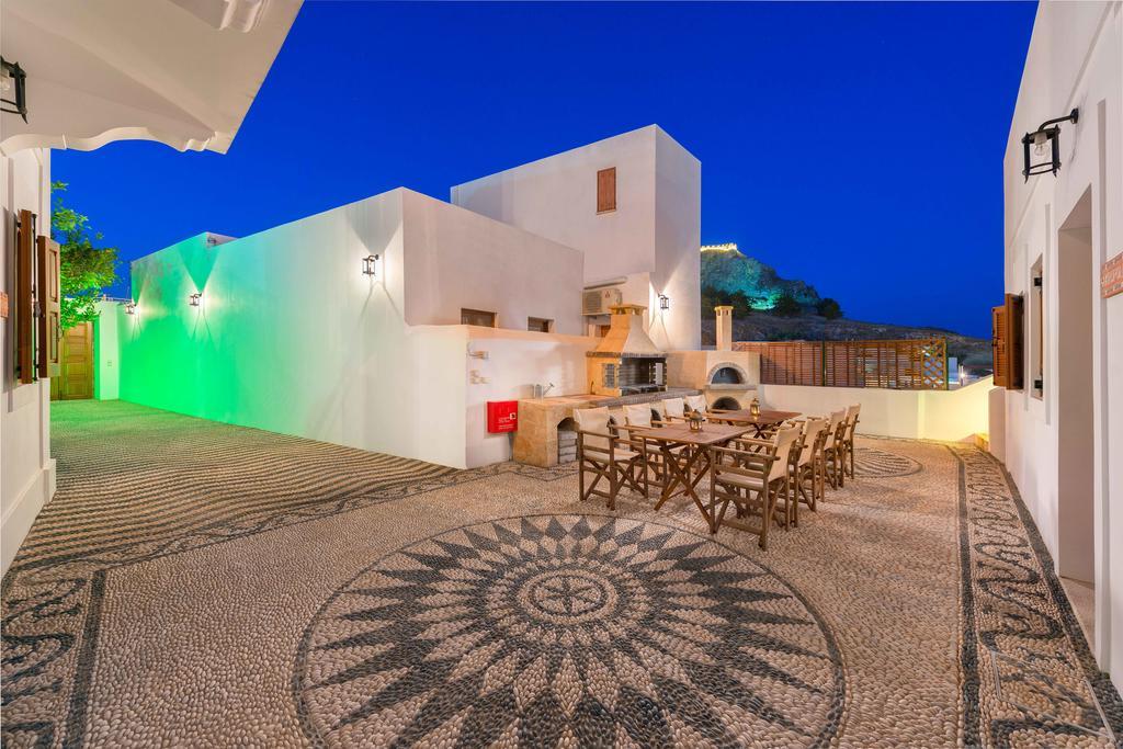 Villa Eftihia In Lindos Exteriör bild